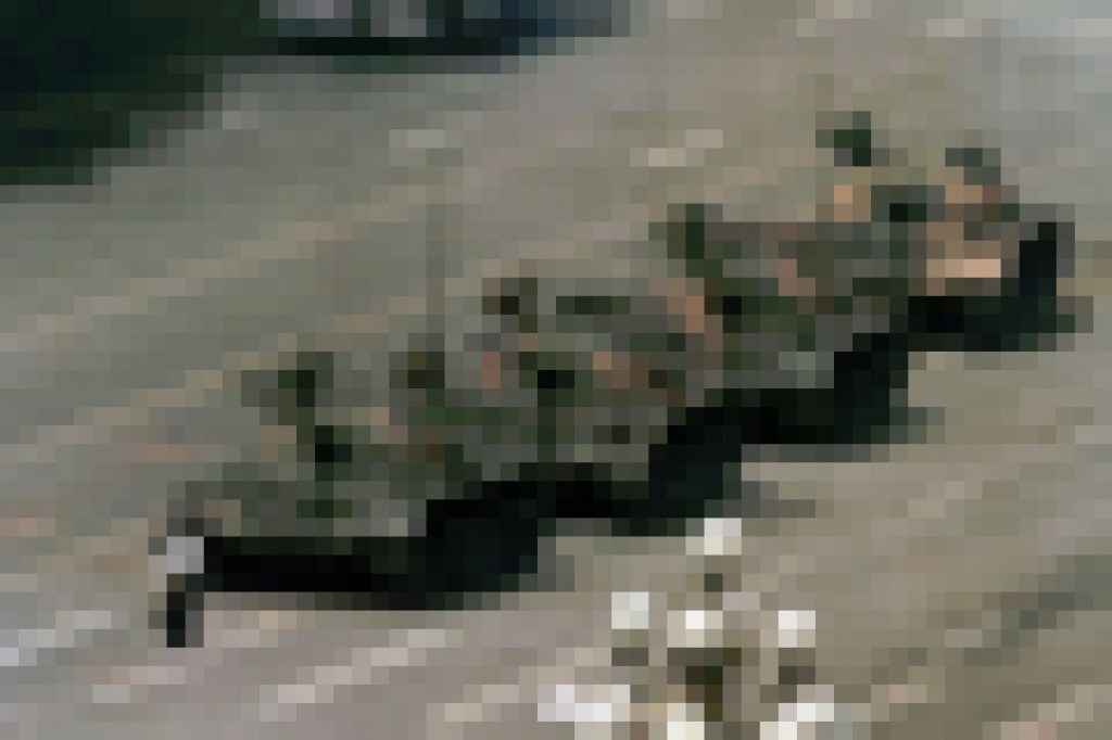 Tank-Man,Digitale_Bildkunst,Pigmentdruck,150cmx100cm, Aufl 3+1, 2013